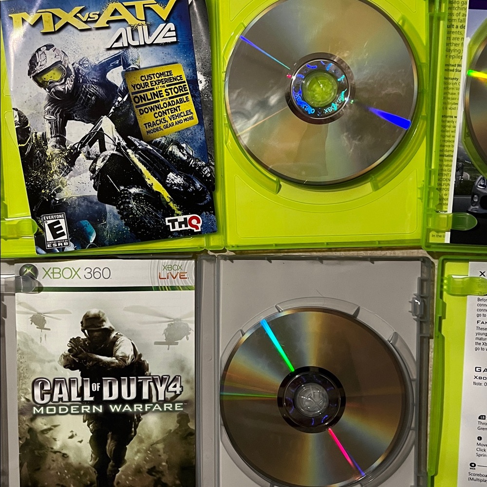 Xbox 360 Game Bundle - 2 Call of Duty, Forza Motorsport 4, MX vs. ATV Alive - Picture 4 of 6